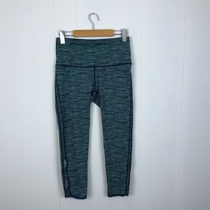 Aerie Green/Blue Cropped‎ Leggings Sz M